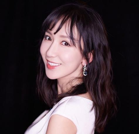 你觉得倒三角脸适合什么发型_修饰额头显平衡