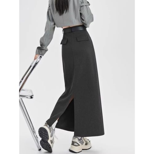 深灰色半身长裙配什么上衣_百搭深灰半身裙,配啥都好看! 深灰色半身长裙配什么上衣_百搭深灰半身裙,配啥都好看!