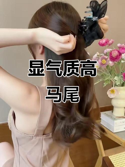 蓬松马尾怎么扎_慵懒蓬松马尾辫,冬日吸睛造型 蓬松马尾怎么扎_慵懒蓬松马尾辫,冬日吸睛造型