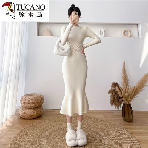 杏色针织包臀长裙搭配图_显气质，亚洲女性首选