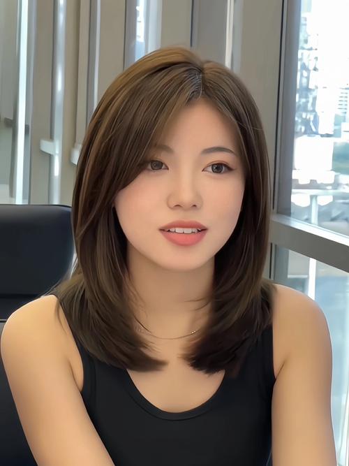 头尖剪什么发型好看_蓬松短发平衡气质 头尖剪什么发型好看_蓬松短发平衡气质