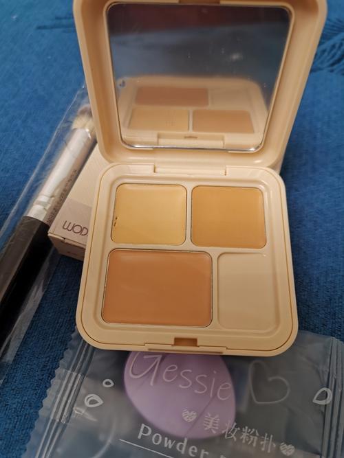 遮眼袋黑眼圈的遮瑕膏_橘调遮瑕要选对色号,兼顾滋润和遮瑕,小众Hanskin N23效果不错 遮眼袋黑眼圈的遮瑕膏_橘调遮瑕要选对色号,兼顾滋润和遮瑕,小众Hanskin N23效果不错