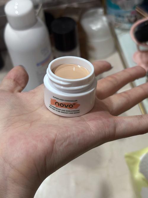 遮痘印用什么颜色的遮瑕_红色痘印绿遮瑕，暗沉黄提亮，选轻薄透气款！