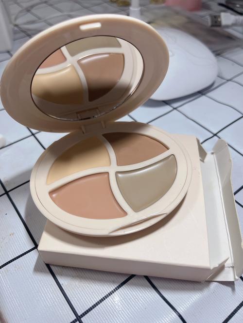 遮黄褐斑最好的遮瑕膏_黄褐斑遮瑕，选对膏持久不卡纹