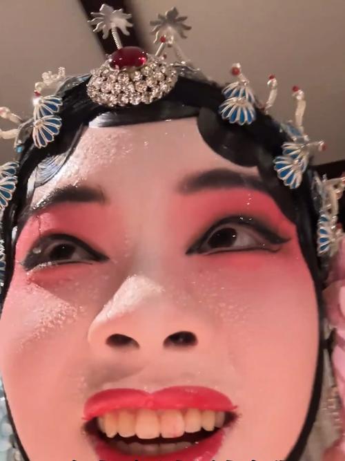 容易出汗的人怎么化妆_夏季防汗定妆好方法 容易出汗的人怎么化妆_夏季防汗定妆好方法