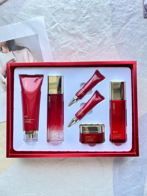 送长辈能送化妆品吗_送长辈化妆品?包装夸赞选对才暖心 送长辈能送化妆品吗_送长辈化妆品?包装夸赞选对才暖心