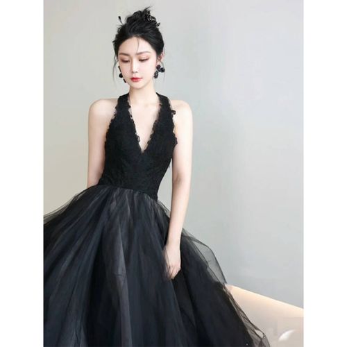 晚会礼服发型大全_优雅低盘发，温柔卷编发，个性装饰，展现你的美丽风采