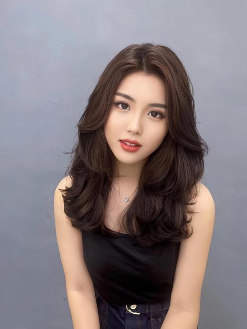 来姨妈可以烫头发染头发吗_生理期别烫染发,伤身又伤发! 来姨妈可以烫头发染头发吗_生理期别烫染发,伤身又伤发!