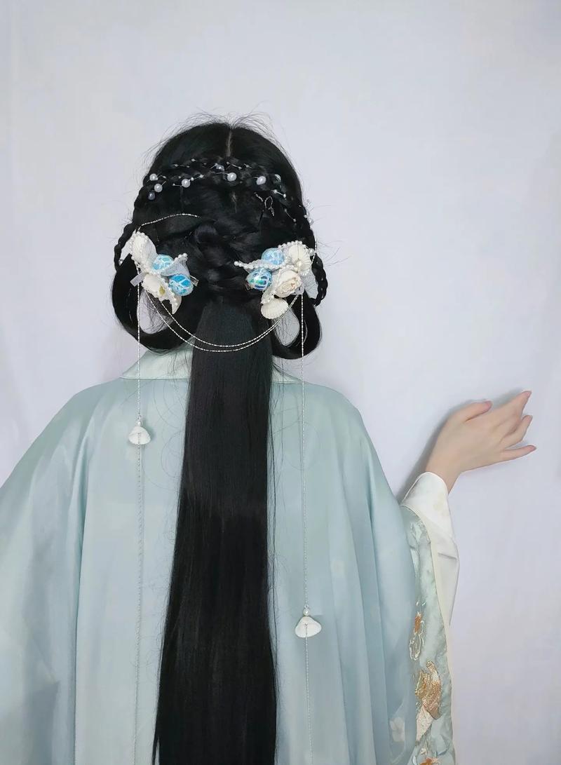 中秋节可以剪头发吗_中秋不宜剪头?看个人需求! 中秋节可以剪头发吗_中秋不宜剪头?看个人需求!