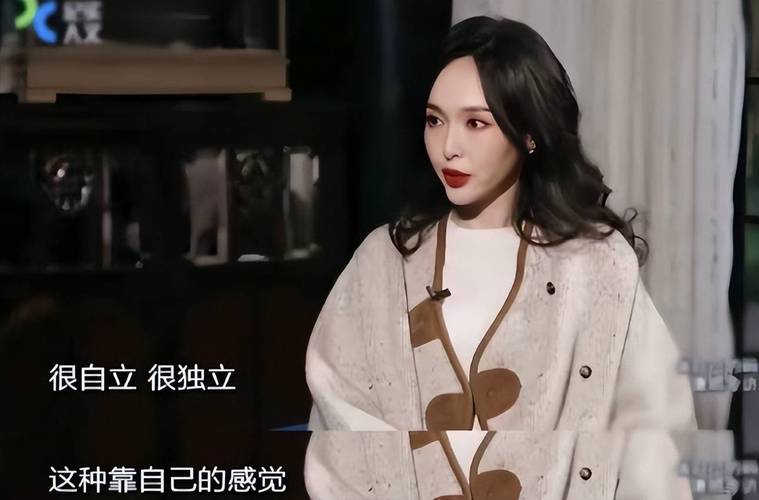 杨颖唐嫣赵丽颖短发_娱乐圈女星短发造型效果各异，杨颖寸头引争议，赵丽颖干练自信，选择不当可能适得其反