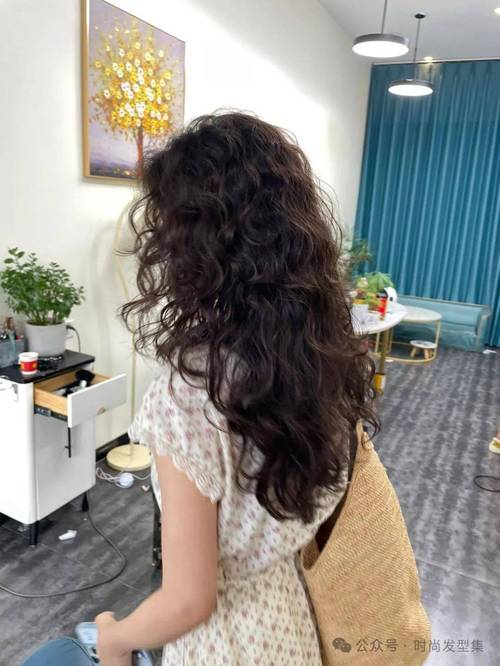 老式大波浪卷发_百搭显脸小，复古港风必备