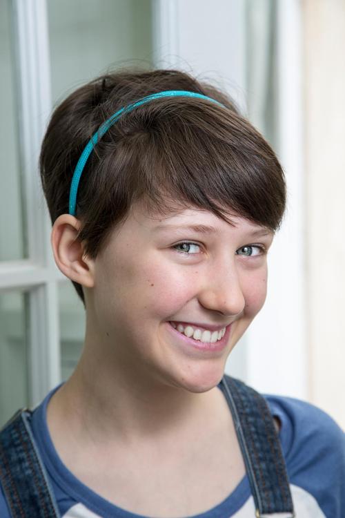 6—12岁女最火发型_短发与精致造型的个性表达 6—12岁女最火发型_短发与精致造型的个性表达