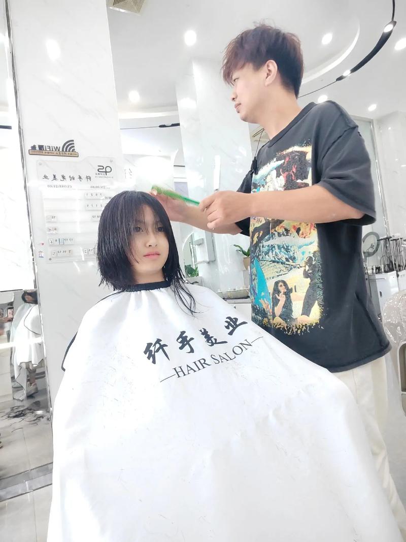 你还剪头发吗_短发时尚又方便，显高显瘦很百搭！