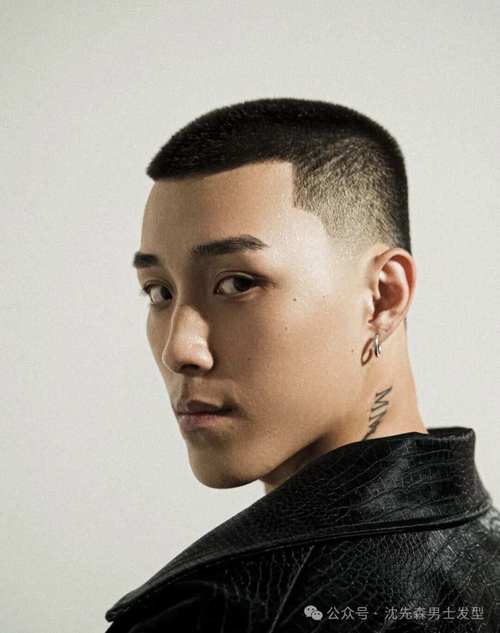 1厘米头发发型_寸头1厘米关键长，修饰脸型显个性