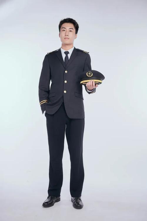 空少发型要求标准_男女发型要求及标准