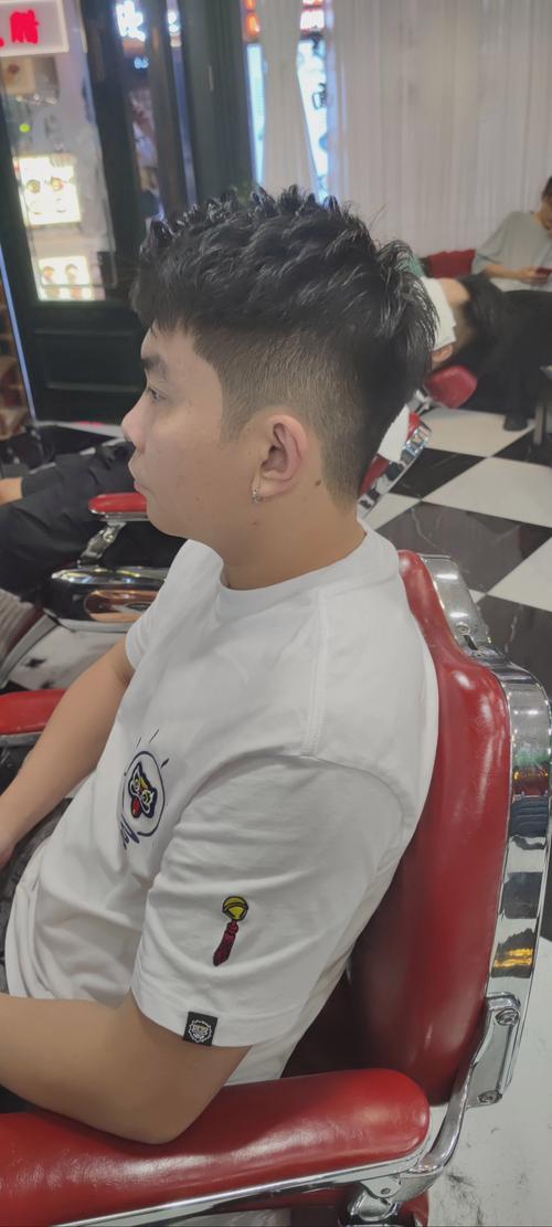 七夕节适合剪头发吗_拜七姐乞巧,忌剪发,宜晒书衣迎新 七夕节适合剪头发吗_拜七姐乞巧,忌剪发,宜晒书衣迎新