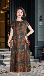 香云纱的连衣裙可以配老爹鞋吗_香云纱连衣裙配老爹鞋，甜酷风时尚搭！