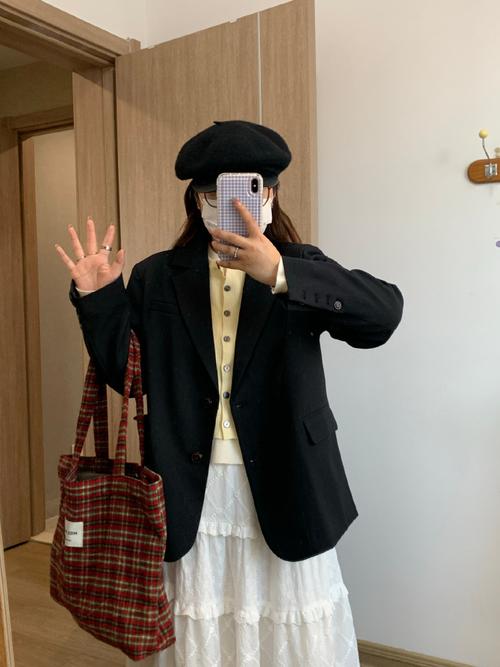 女士黑西服搭配裤子_黑西服巧搭配，显瘦显高又时尚