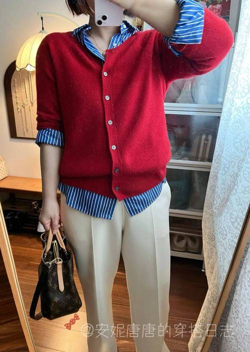 上身穿红色的衣服下身搭配什么_红色小香风上衣 百搭优雅，多场合穿搭推荐