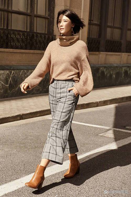 二十岁有气质的穿搭_面料剪裁得体，简约配饰显气质