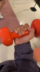 3kg哑铃男生练有效果吗_3kg哑铃入门锻炼手臂肩背