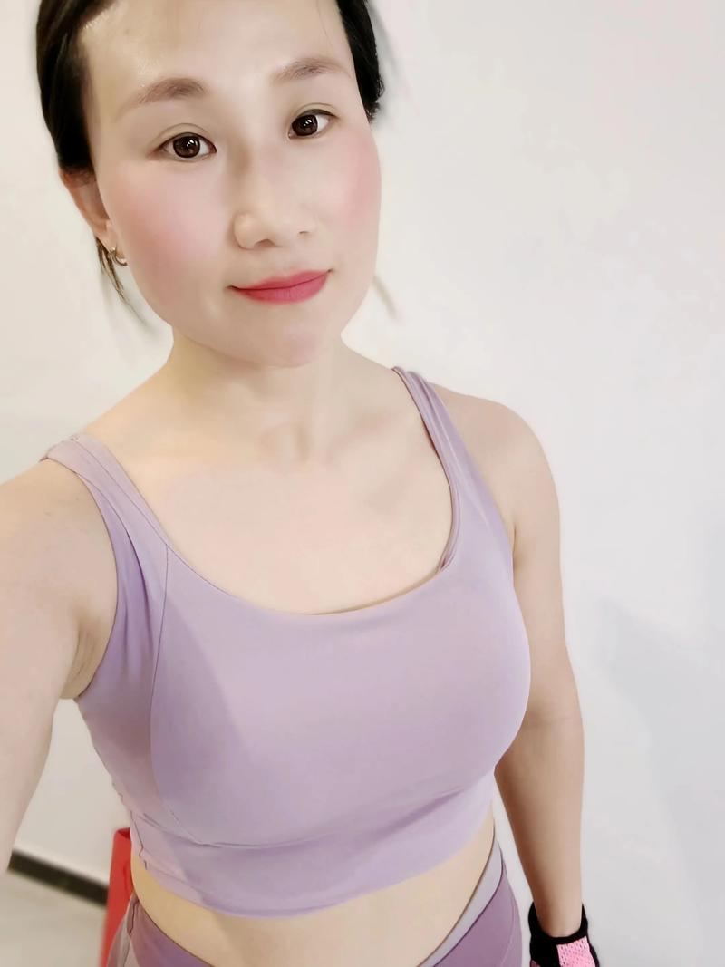 8公斤壶铃适合什么人_选对壶铃重量，练出好身材！