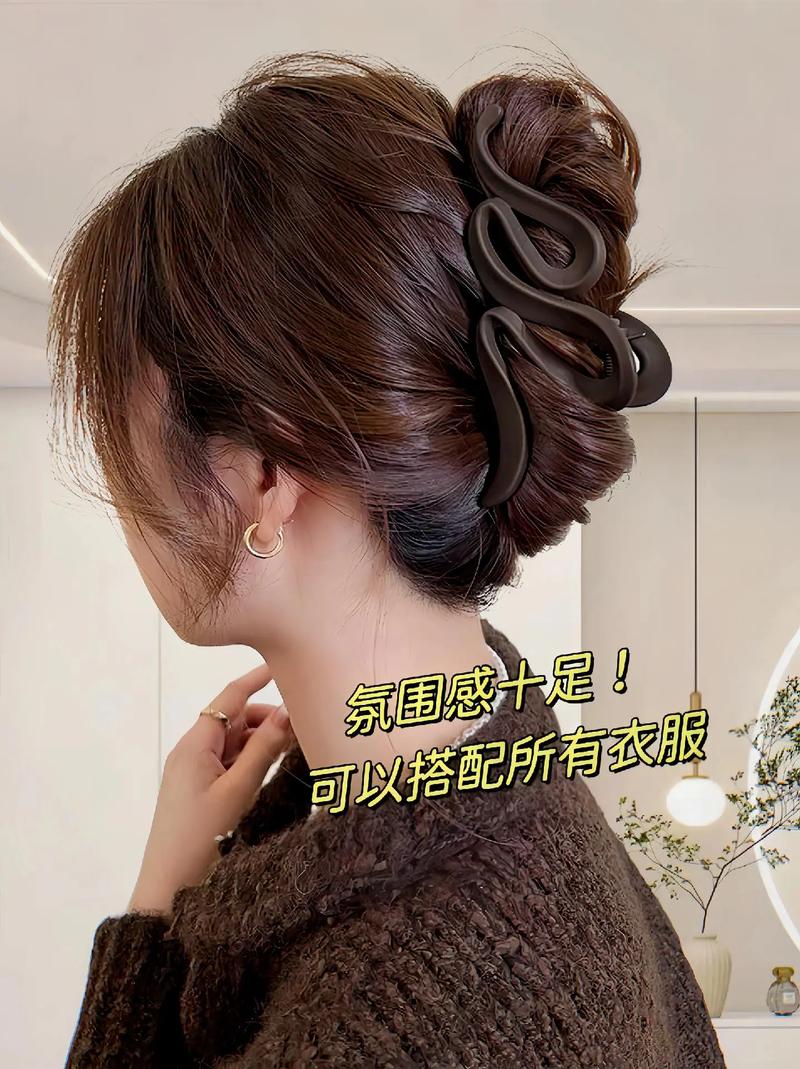 长夹子怎么夹头发好看_长夹子百变发型,10秒快速出门技巧 长夹子怎么夹头发好看_长夹子百变发型,10秒快速出门技巧