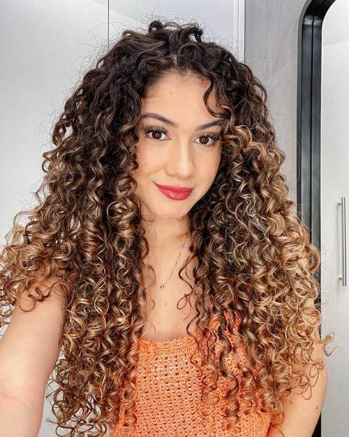 螺丝头发型怎么弄好看_简单打造个性卷发 螺丝头发型怎么弄好看_简单打造个性卷发