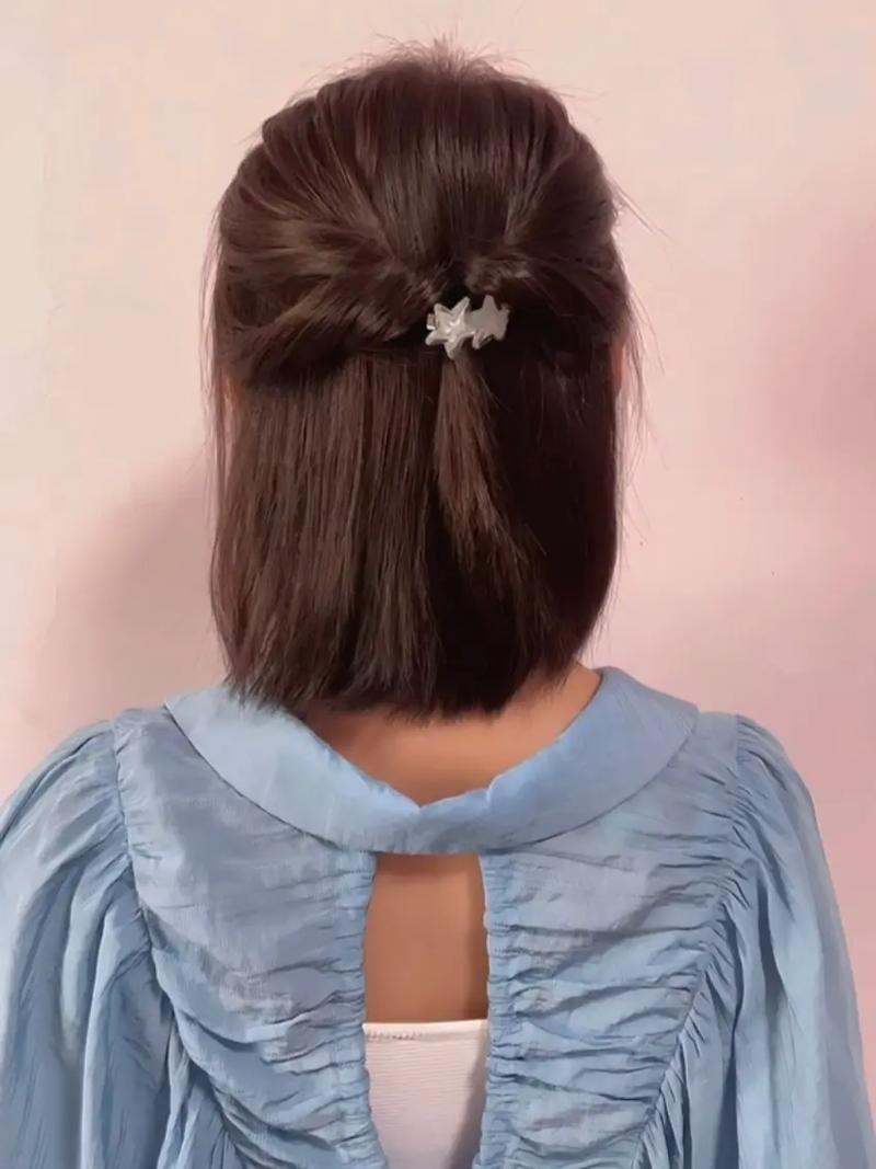 天怎么扎凉快又清爽又好看_鱼骨辫麻花辫丸子头，简单又迷人！