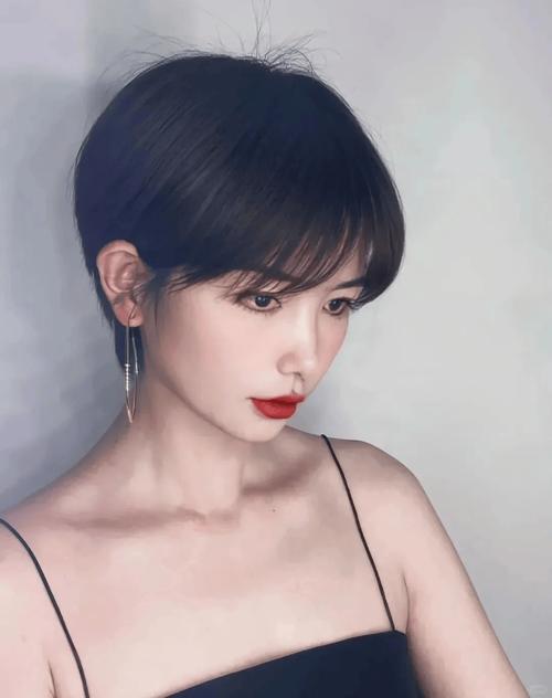 最近很火的短发发型_自信个性，美丽无界