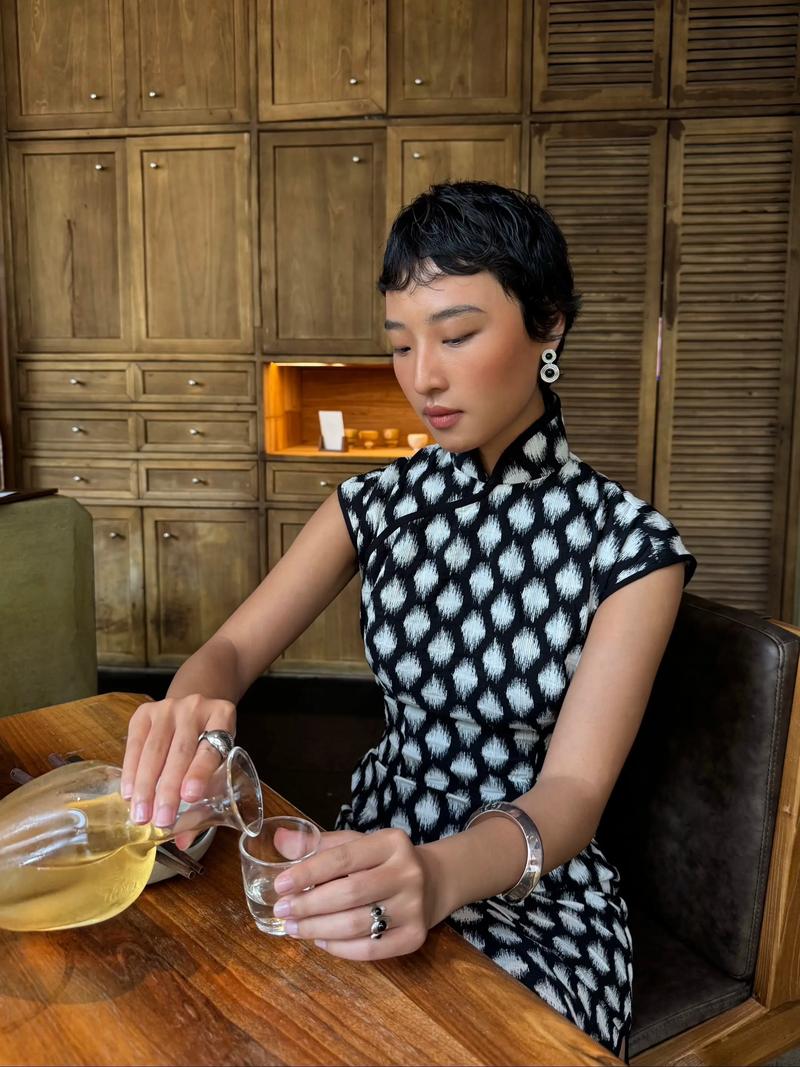 穿旗袍配什么发型好看_旗袍配什么发型好看?高髻盘发短发马尾全解析 穿旗袍配什么发型好看_旗袍配什么发型好看?高髻盘发短发马尾全解析