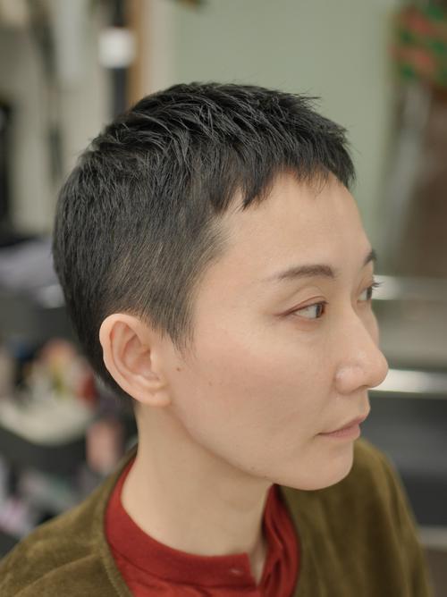 短装发型_中性短发时尚百搭,修饰脸型显气质 短装发型_中性短发时尚百搭,修饰脸型显气质