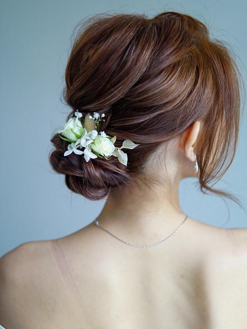 西式婚礼新娘发型_西式婚礼发型,优雅自信秀美新娘 西式婚礼新娘发型_西式婚礼发型,优雅自信秀美新娘