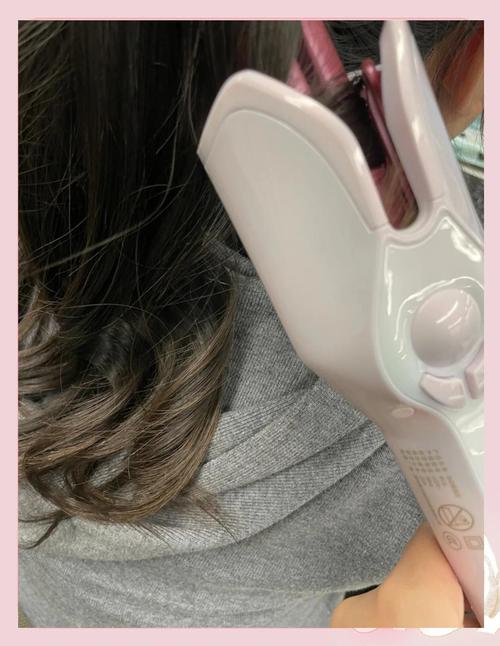 湿头发可以用卷发棒吗_湿发勿用卷发棒,干透再卷护发好 湿头发可以用卷发棒吗_湿发勿用卷发棒,干透再卷护发好