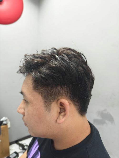 平碎发型男士_清爽利落,都市男士必备 平碎发型男士_清爽利落,都市男士必备