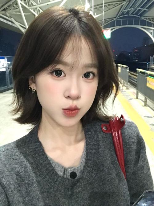 鱼尾发型_日系自然少年感发型 鱼尾发型_日系自然少年感发型