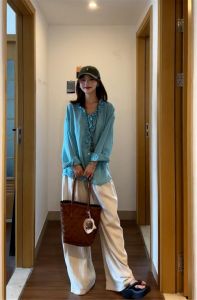 蓝衬衣配什么颜色外套_深蓝衬衫外套搭配全攻略