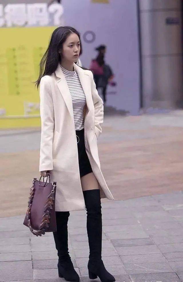 长呢子大衣怎么搭配好看_灰色长款呢大衣，百搭保暖显气质