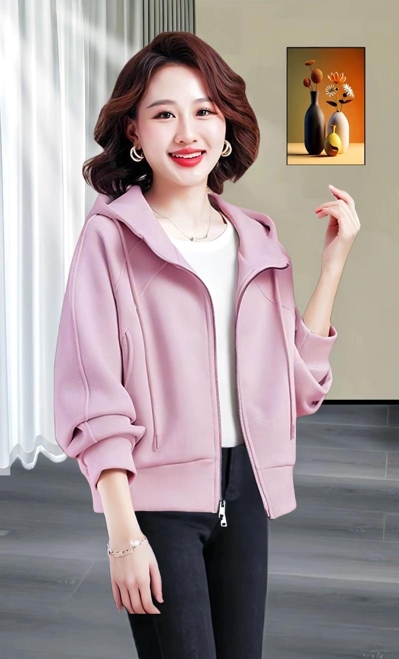 带帽的短卫衣怎么搭_V领外套长款大衣西装皮夹克搭配