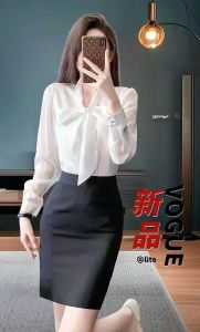 真丝衬衣配白色包臀裙_白色真丝衬衫配包臀裙，优雅气质显干练