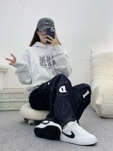 带帽卫衣穿搭_秋冬百搭实用时尚款