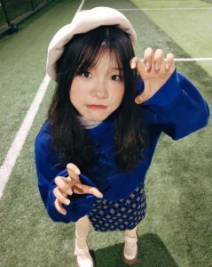 贝雷帽可以搭配卫衣吗_贝雷帽配卫衣 时尚百搭显活力