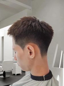 帅的人什么发型都帅吗_发型显帅，但要适合自己才最棒！