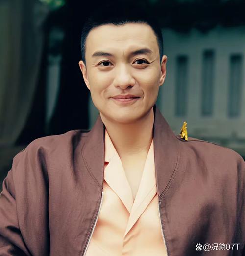 周一围的全部发型照片赵泰是谁_周一围光头造型帅出新高度,演艺路蜕变获期待 周一围的全部发型照片赵泰是谁_周一围光头造型帅出新高度,演艺路蜕变获期待