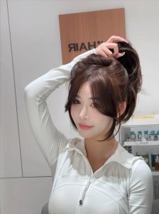 两旁的两刘空气刘海怎么夹_鸭嘴夹+吹风塑形