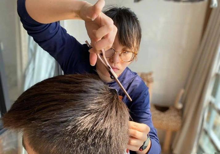 整个正月都不能剪头发吗_不宜理发的日子有哪些？