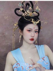 古装美女是怎么化妆的_探寻古代审美与妆容技艺