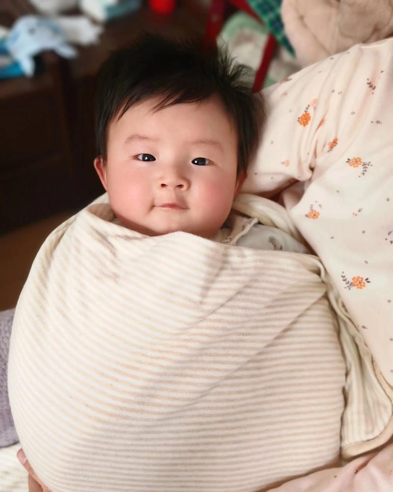 0到1岁婴儿发型女_舒适易打理可爱发型推荐