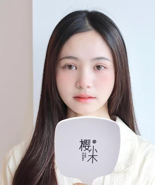 心形脸是什么脸型_心形脸特征与保养技巧