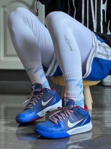 高弹裤适合跑穿步吗_跑者必备高弹裤，舒适速干减损伤！